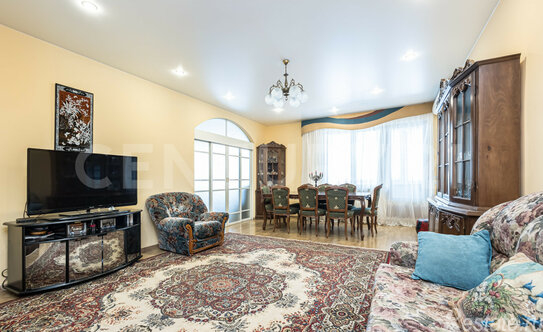 Продажа 2-комн квартиры на вторичном рынке Старокачаловская улица,  д. 4