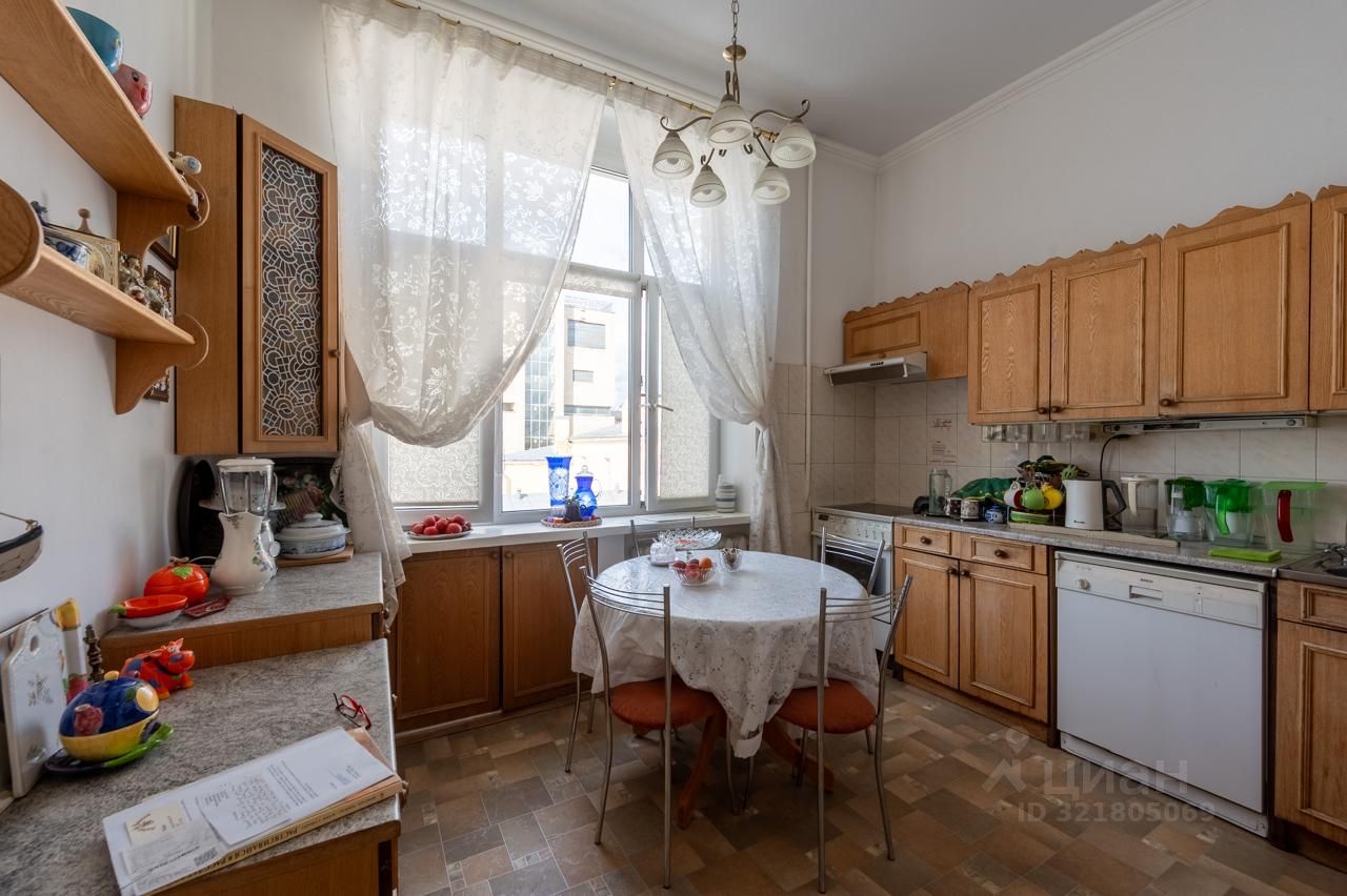 Продажа 3-комн квартиры на вторичном рынке переулок Померанцев, 7