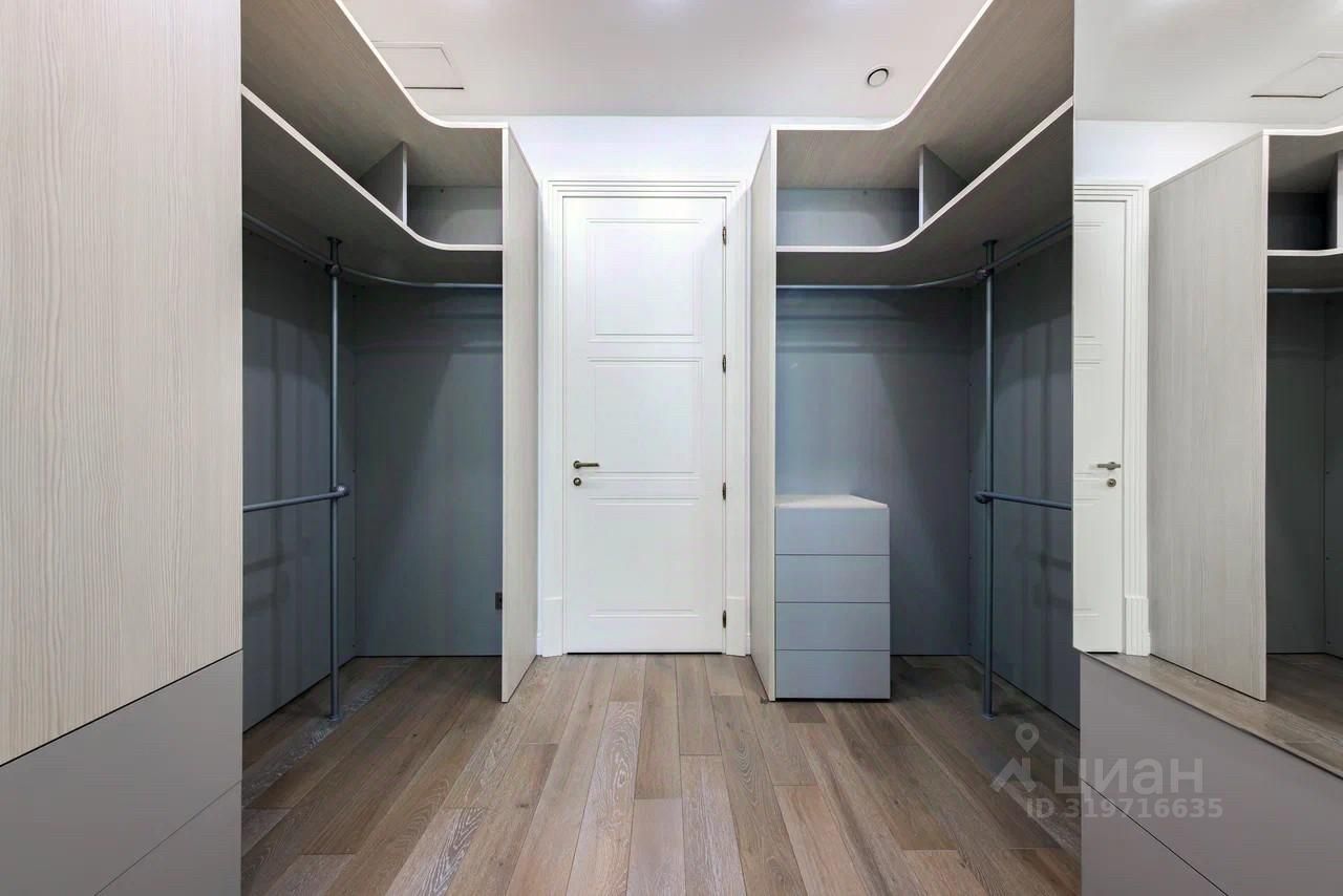 Продажа 5-комн квартиры на вторичном рынке улица Остоженка, 11