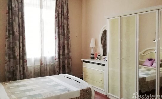 Продажа 2-комн квартиры на вторичном рынке улица Куусинена,  д. 19 к2