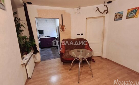 Продажа 4-комн квартиры на вторичном рынке Малый ВО пр-кт,  д. 48