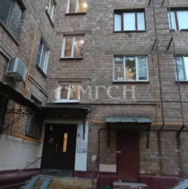 Продажа 2-комн квартиры на вторичном рынке улица Трофимова,  д. 29