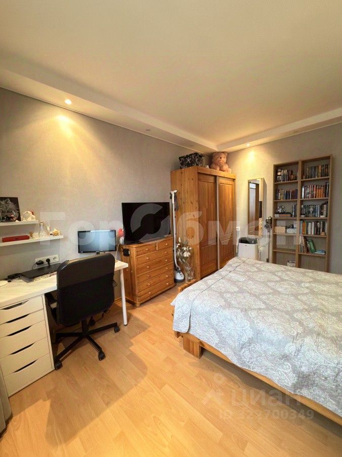 Продажа 3-комн квартиры на вторичном рынке улица Чичерина, 6