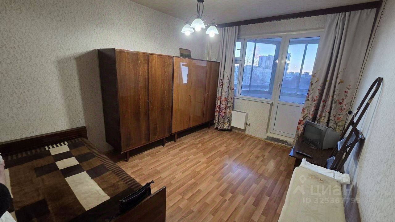 Аренда 2-комн квартиры на вторичном рынке Солнцевский проспект,  д. 12