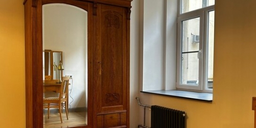 2-комн квартира Конюшенная Б. ул,  д. 17