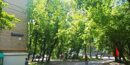 2-комн квартира улица Академика Комарова,  д. 7В