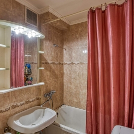 Продажа 2-комн квартиры на вторичном рынке 16-я Парковая улица, д. 2 Продажа 2-комн квартиры на вторичном рынке 16-я Парковая улица, д. 2