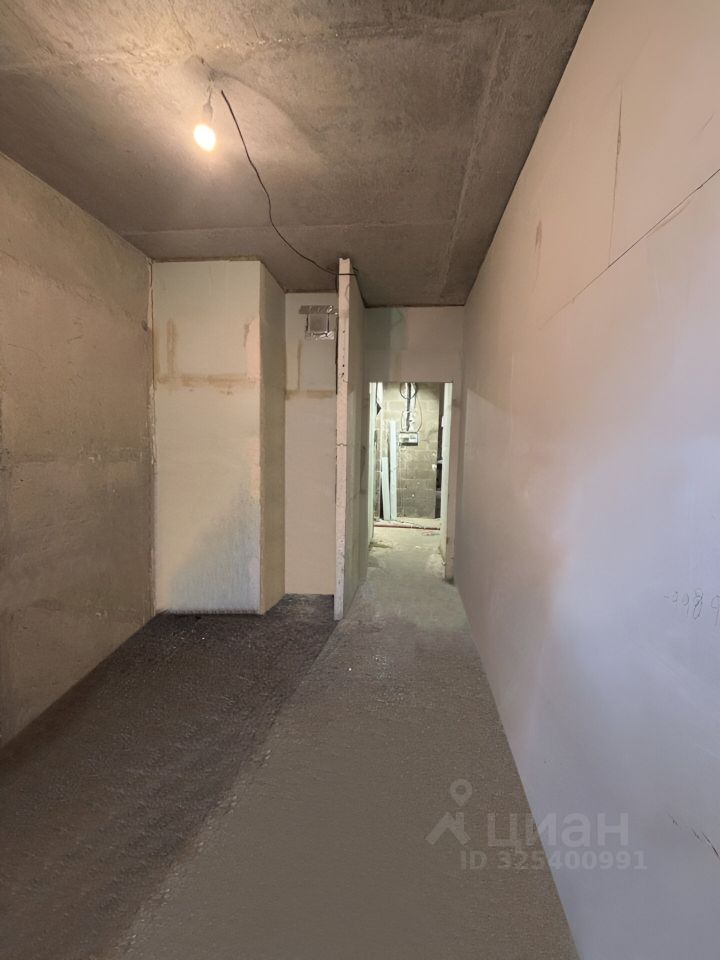 Продажа 2-комн квартиры на вторичном рынке улица Медовая Долина,  д. 1к1