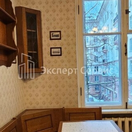 Продажа 3-комн квартиры на вторичном рынке ул Ленсовета,  д. 10