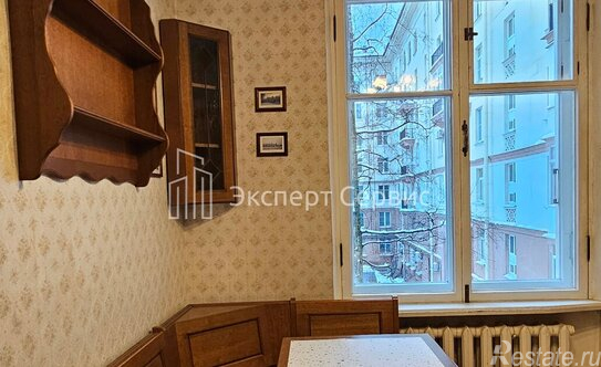 Продажа 3-комн квартиры на вторичном рынке ул Ленсовета,  д. 10