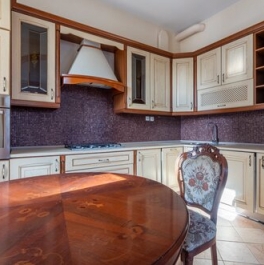 Продажа 4-комн квартиры на вторичном рынке набережная Мартынова,  д. 16