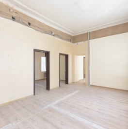 Продажа 5-комн квартиры на вторичном рынке улица Остоженка,  д. 42/2