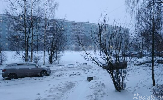 Продажа 1-комн квартиры на вторичном рынке Будапештская ул,  д. 98,  к. 1