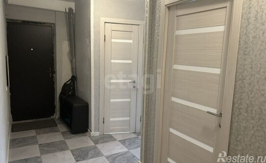 Продажа 2-комн квартиры на вторичном рынке Космонавтов пр-кт,  д. 58