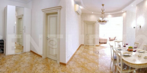 4-комн квартира Маршала Конева ул,  д. 14