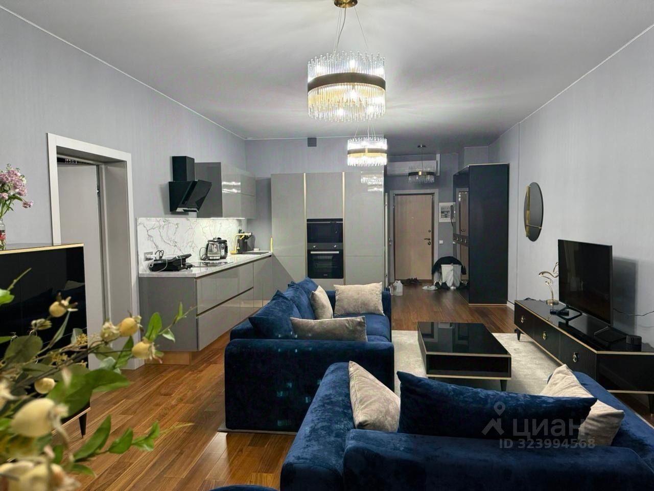 Аренда 2-комн квартиры на вторичном рынке Новоивановское пгт, улица Овражная, 47А