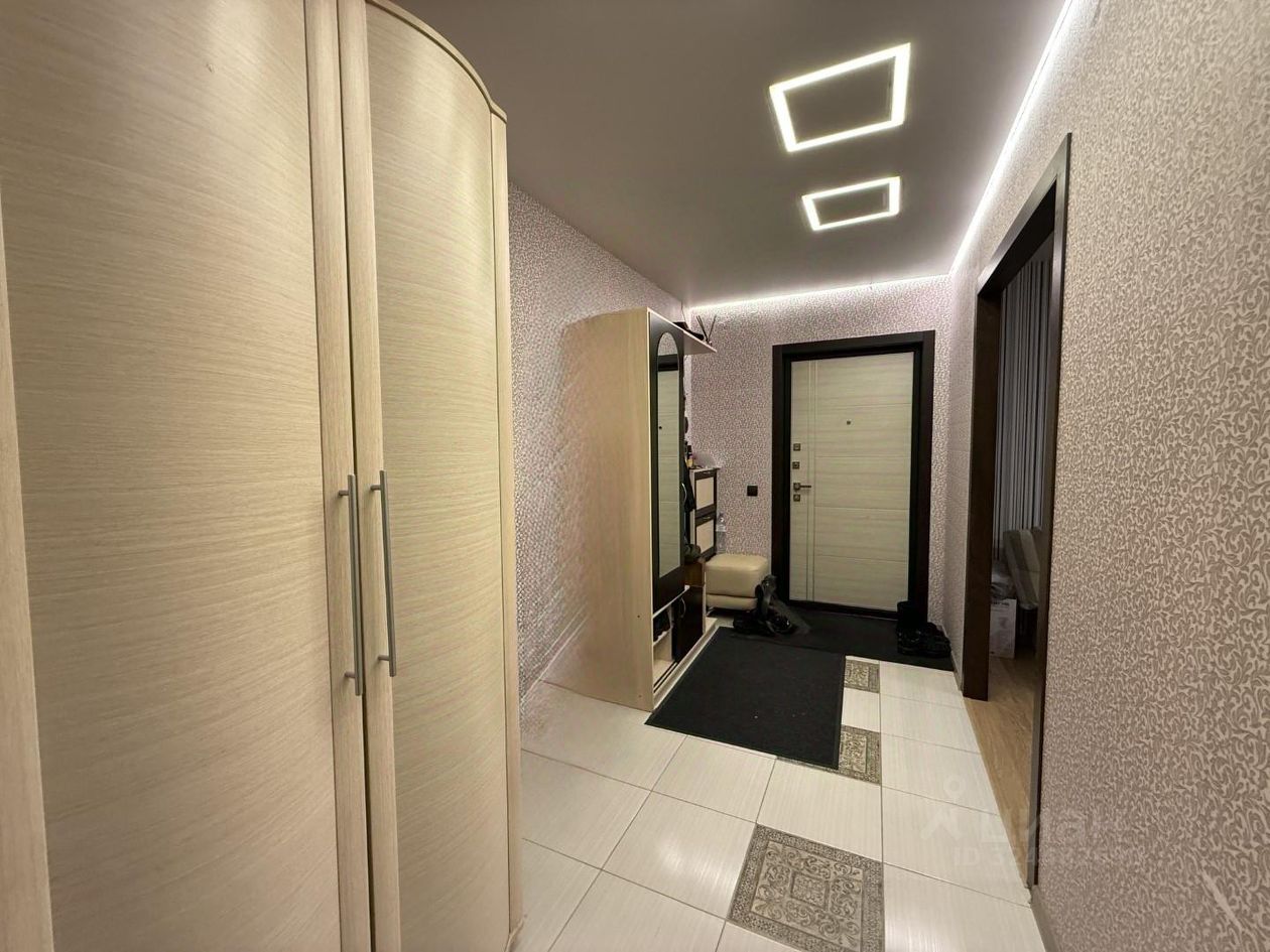 Продажа 2-комн квартиры на вторичном рынке пос. Янино-1, переулок Мельничный, 1к2