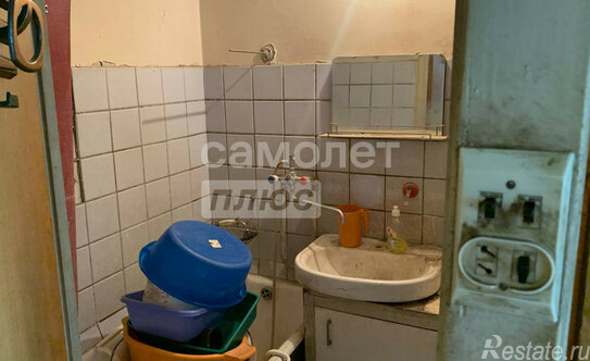 Продажа 2-комн квартиры на вторичном рынке Ореховый б-р,  д. 25