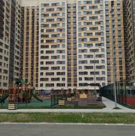 Продажа 3-комн квартиры на вторичном рынке Железнодорожный, улица Поликахина