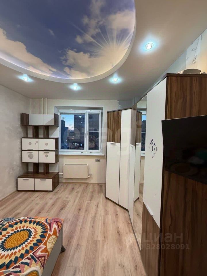 Продажа 2-комн квартиры на вторичном рынке улица Сайкина, 19