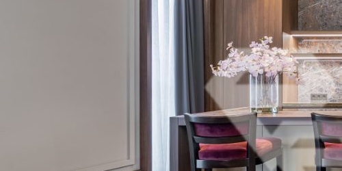 3-комн квартира улица Ефремова, 10с1