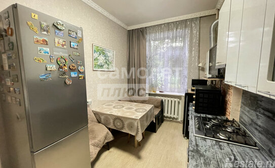 Продажа 4-комн квартиры на вторичном рынке Орехово-Зуевский городской округ, 2-я Ленинская улица,  д. 5