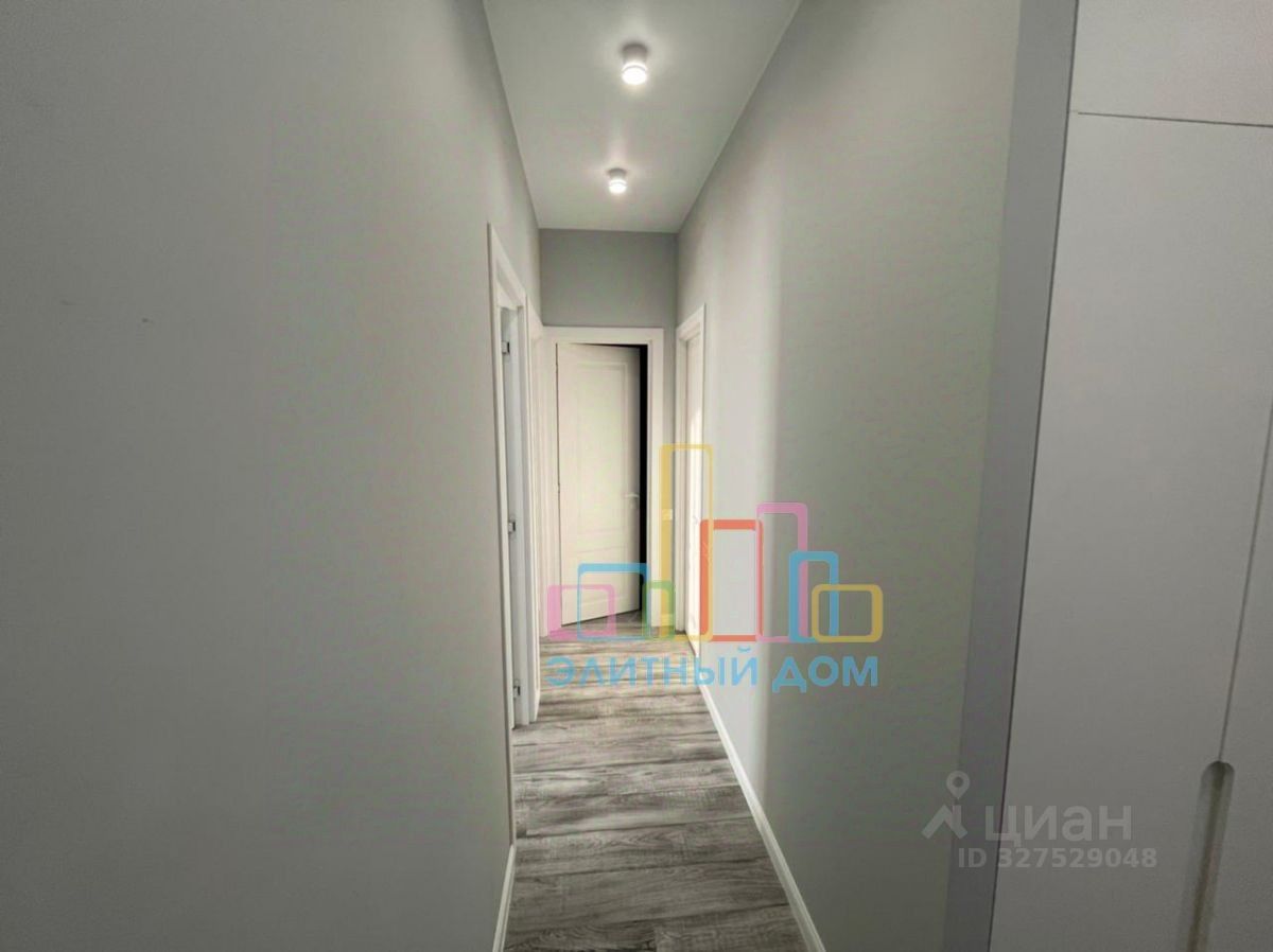 Аренда 3-комн квартиры на вторичном рынке бульвар Братьев Весниных, 2