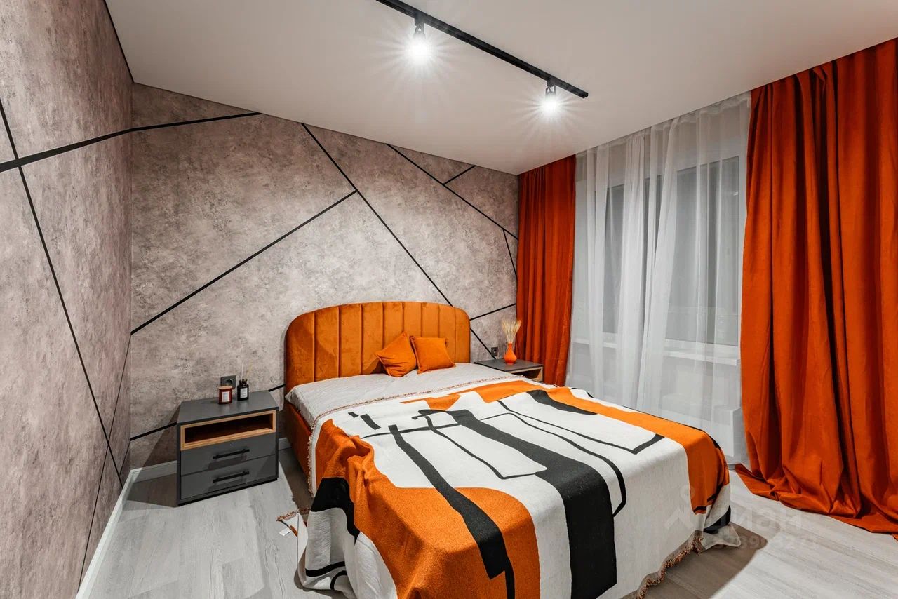 Продажа 2-комн квартиры на вторичном рынке Мирской переулок, 3