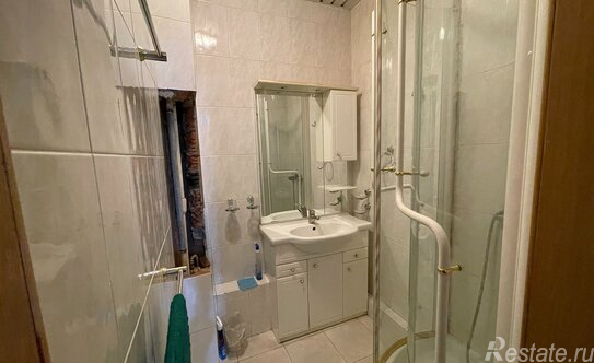 Продажа 3-комн квартиры на вторичном рынке ул Гарибальди,  д. 15,  к. 2