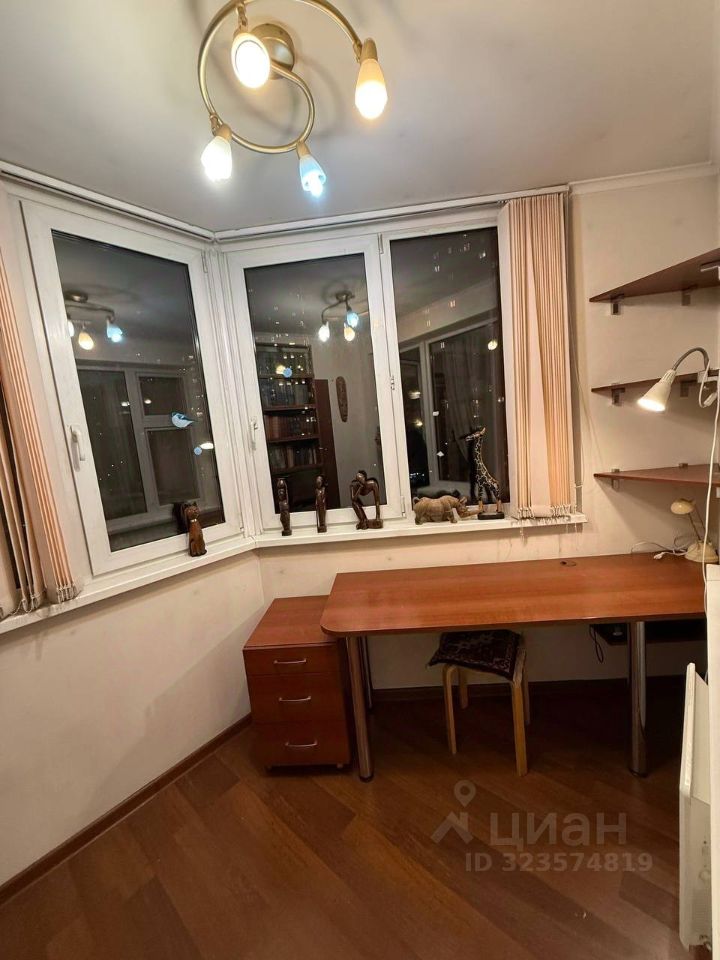 Аренда 3-комн квартиры на вторичном рынке Беломорская улица, 20к1