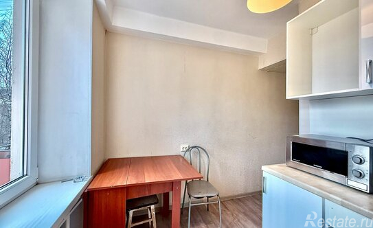 Продажа 2-комн квартиры на вторичном рынке ул Апрельская,  д. 5