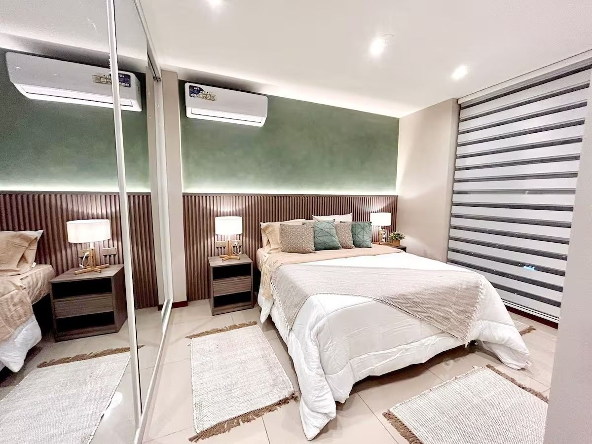 Продажа 2-комн квартиры на вторичном рынке улица Усачева, 2С3