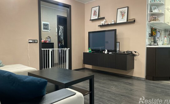 Продажа 2-комн квартиры на вторичном рынке Волхов, ул Новгородская,  д. 14