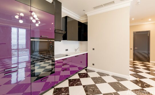 Продажа 3-комн квартиры на вторичном рынке ул Мосфильмовская,  д. 8,  к. 1