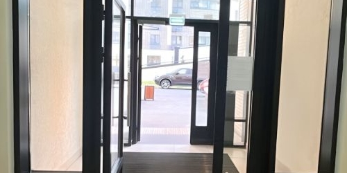 3-комн квартира улица Лавочкина, 10А