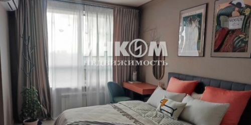2-комн квартира улица Константина Федина,  д. 13