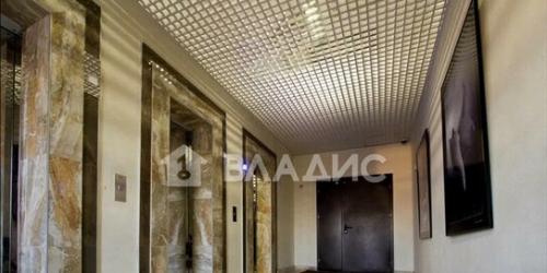 2-комн квартира Машиностроения 1-я ул,  д. 10