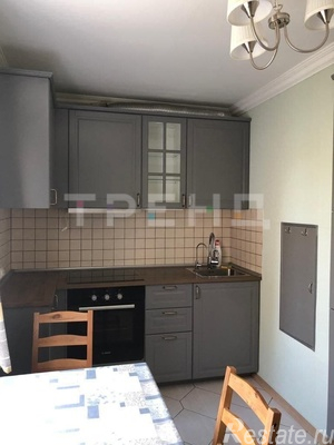 Продажа 1-комн квартиры на вторичном рынке Глазурная ул,  д. 2