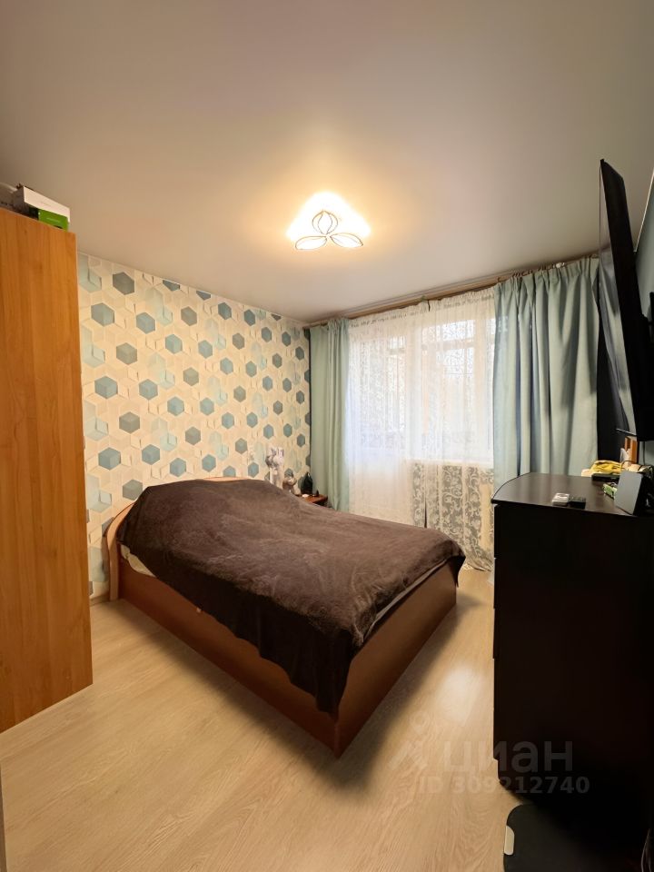 Продажа 2-комн квартиры на вторичном рынке Всеволожск, Александровская улица, 77/1