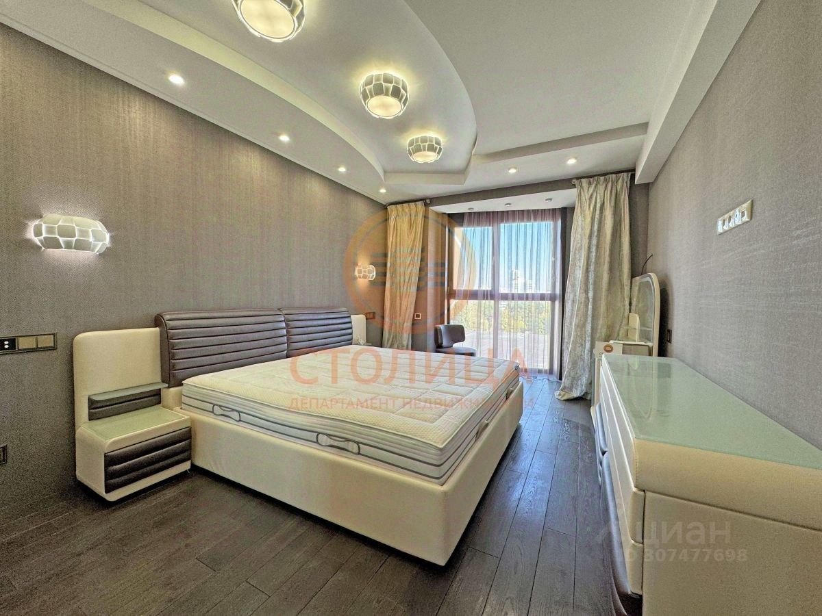 Продажа 4-комн квартиры на вторичном рынке улица Саморы Машела, 2А