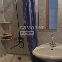 Продажа 3-комн квартиры на вторичном рынке Полимерная улица,  д. 3