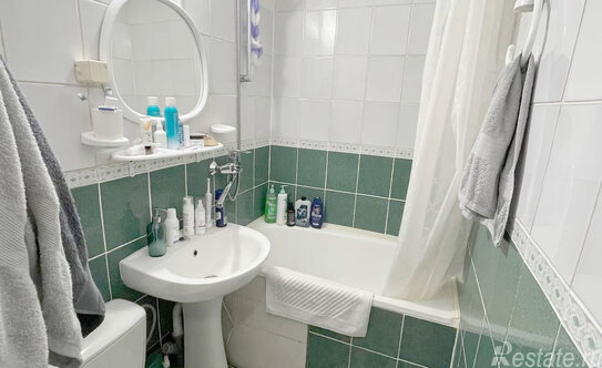 Продажа 1-комн квартиры на вторичном рынке Нахимовский пр-кт,  д. 37,  к. 2