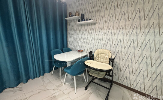 Продажа 3-комн квартиры на вторичном рынке Подольск г, Климовск мкр, Серпуховская ул,  д. 7