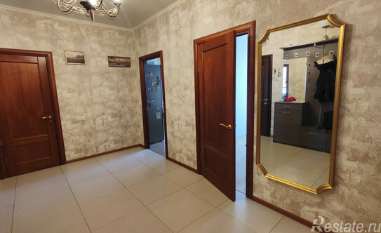 Продажа 2-комн квартиры на вторичном рынке Флагманская улица