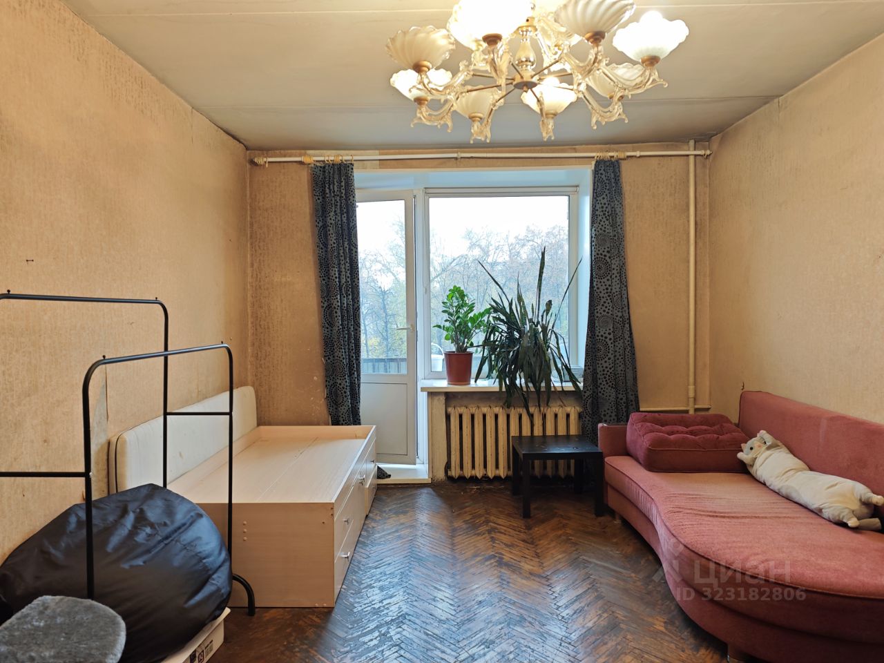 Продажа 2-комн квартиры на вторичном рынке Варшавское шоссе, 10К1