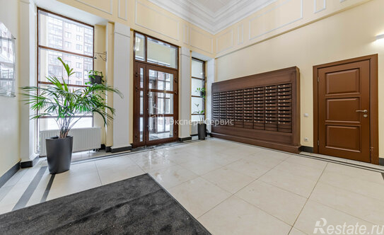 Продажа 6-комн квартиры на вторичном рынке улица Дыбенко