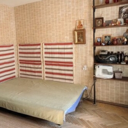 Продажа 1-комн квартиры на вторичном рынке Художников пр-кт,  д. 9 к1