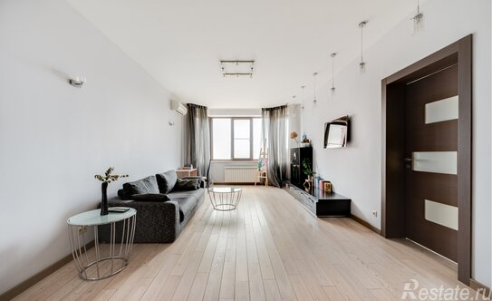 Аренда 3-комн квартиры на вторичном рынке улица Гарибальди,  д. 7