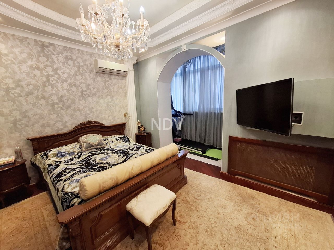 Продажа 4-комн квартиры на вторичном рынке Звенигород, улица Комарова, 17