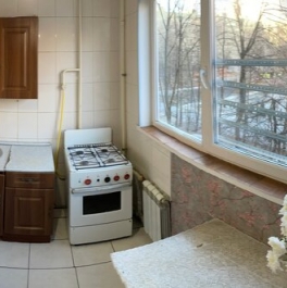 Продажа 3-комн квартиры на вторичном рынке Испытателей пр-кт,  д. 13